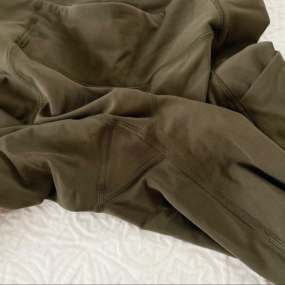Lululemon Speed Up Tight (Luxtreme, 28